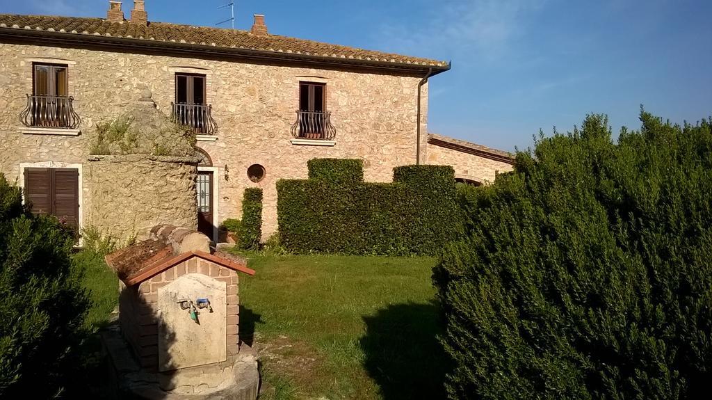 Agriturismo Il Poggiolo Montemerano Exteriör bild